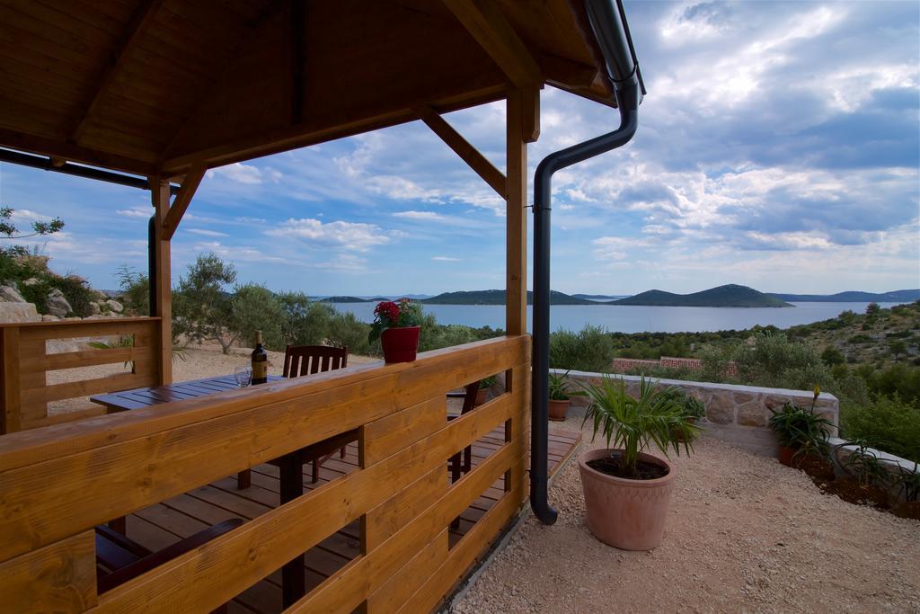 Marina House Villa Drage Exterior photo